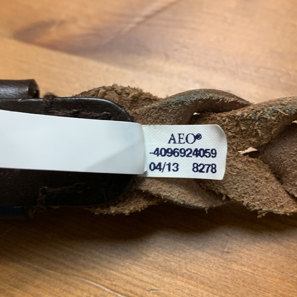 Brown twist belt with raw edge, silver buckle - Picture 7 of 8